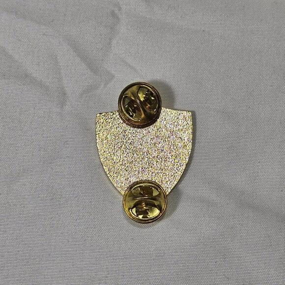 Vintage 3rd Marine Amphibious Corps Hat Lapel Pin US Military USMC - Picture 3 of 4